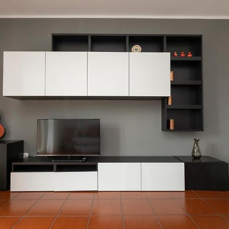 I Host Apartment - Appennini 53 Milan Exterior photo