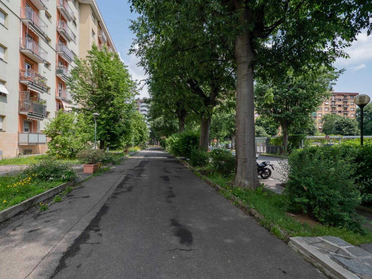 I Host Apartment - Appennini 53 Milan Exterior photo