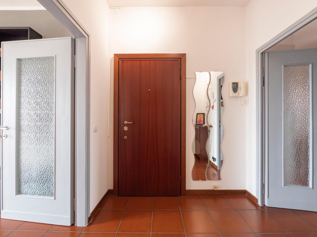 I Host Apartment - Appennini 53 Milan Exterior photo