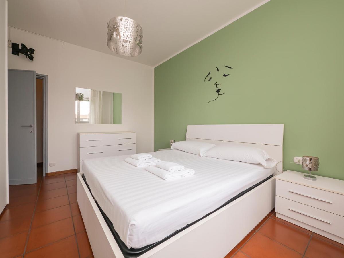 I Host Apartment - Appennini 53 Milan Exterior photo