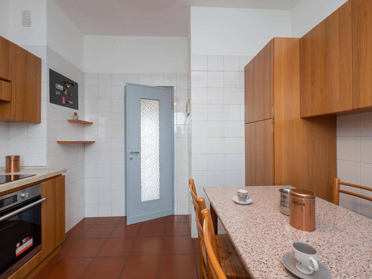I Host Apartment - Appennini 53 Milan Exterior photo